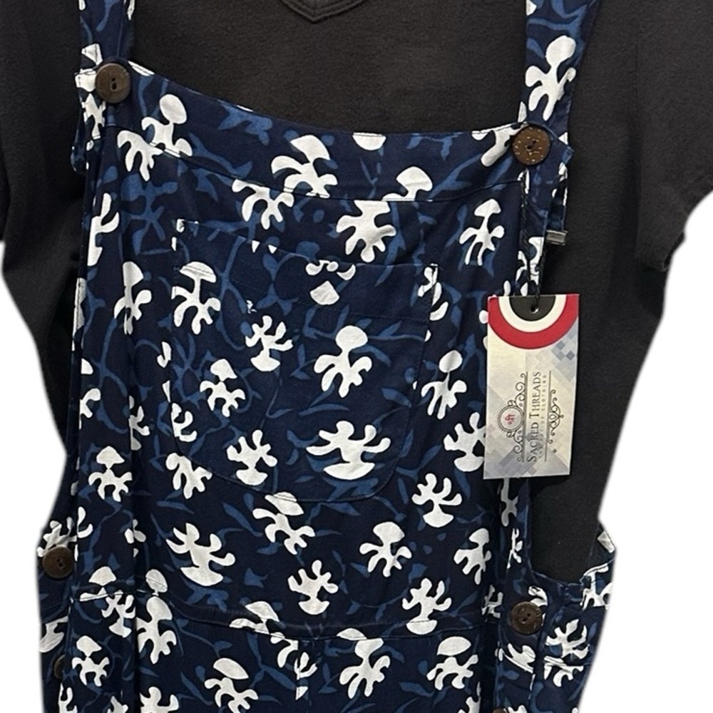 NWT. Funky Sacred Threads Overalls L/XL. LG/GY/GY01. - Picture 3 of 3